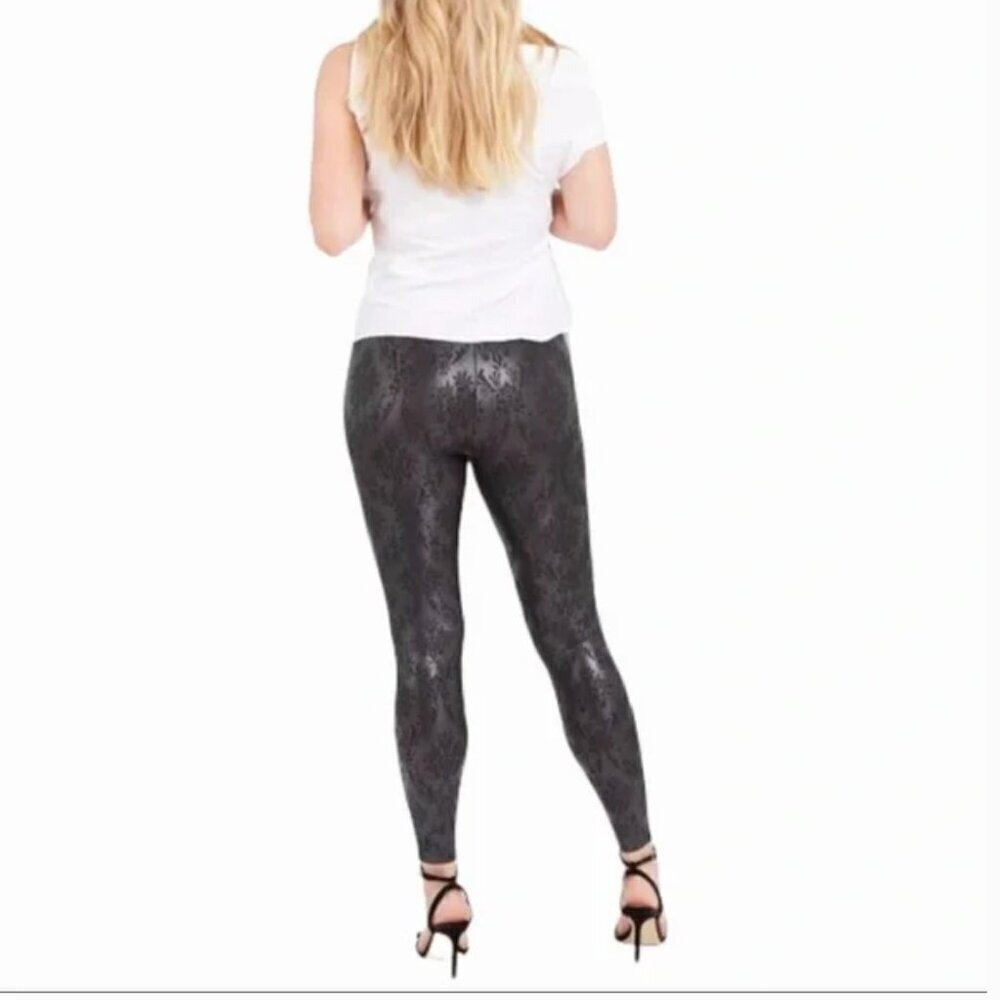 Spanx Faux Leather Brocade Leggings size XS 20261R - Picture 2 of 6